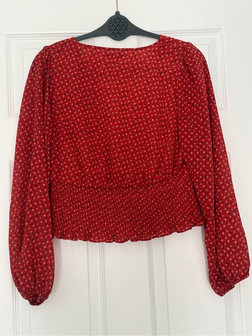 Madewell Julianne Smocked-Waist Top in Ground Madder, floral pattern Medium - Picture 8 of 9
